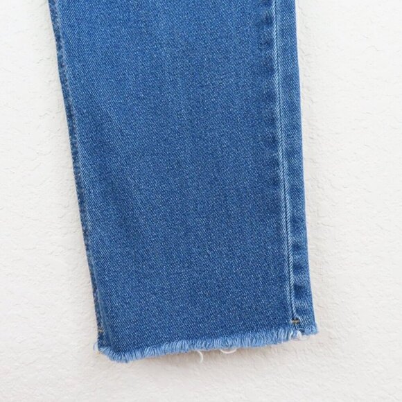 Wild Fable Womens 2 Medium Blue Wash Denim Jeans Distressed Raw Hem Cotton Blend - Picture 4 of 10